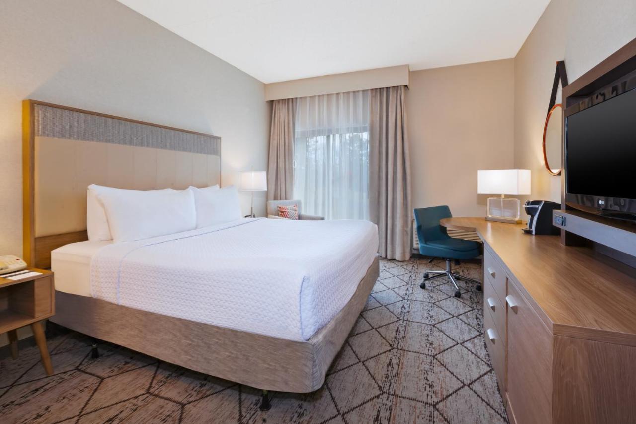 Crowne Plaza Columbus North - Worthington By Ihg Hotel Bagian luar foto