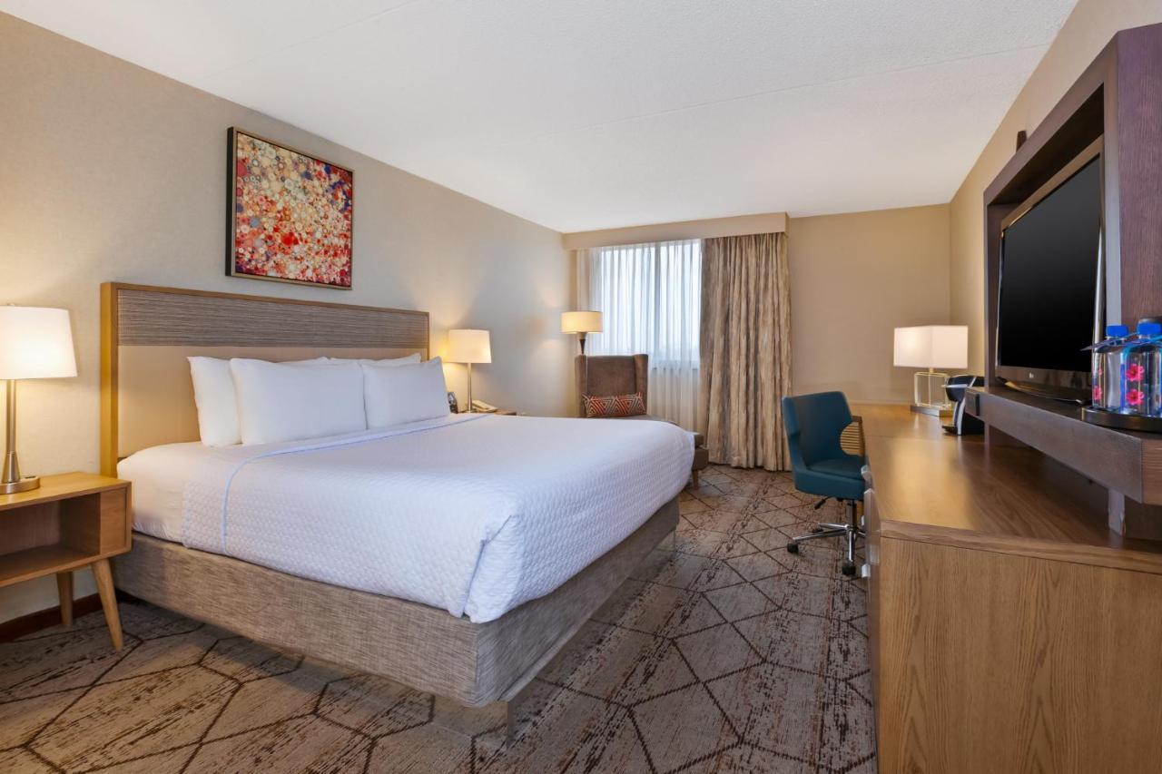 Crowne Plaza Columbus North - Worthington By Ihg Hotel Bagian luar foto