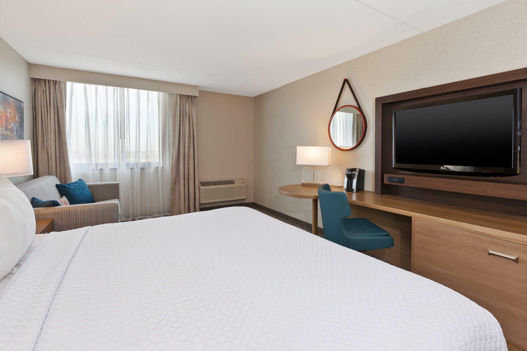 Crowne Plaza Columbus North - Worthington By Ihg Hotel Bagian luar foto