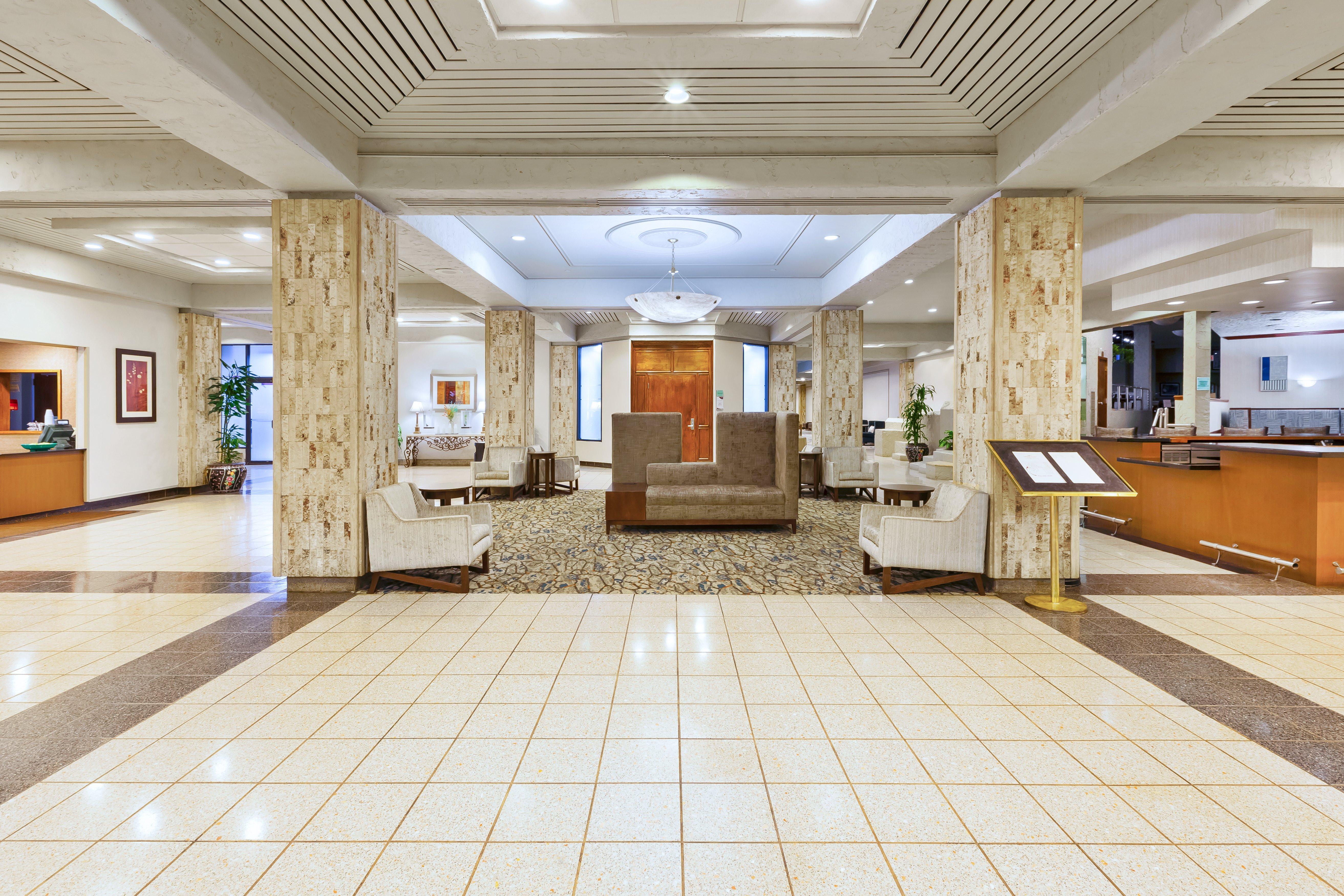 Crowne Plaza Columbus North - Worthington By Ihg Hotel Bagian luar foto