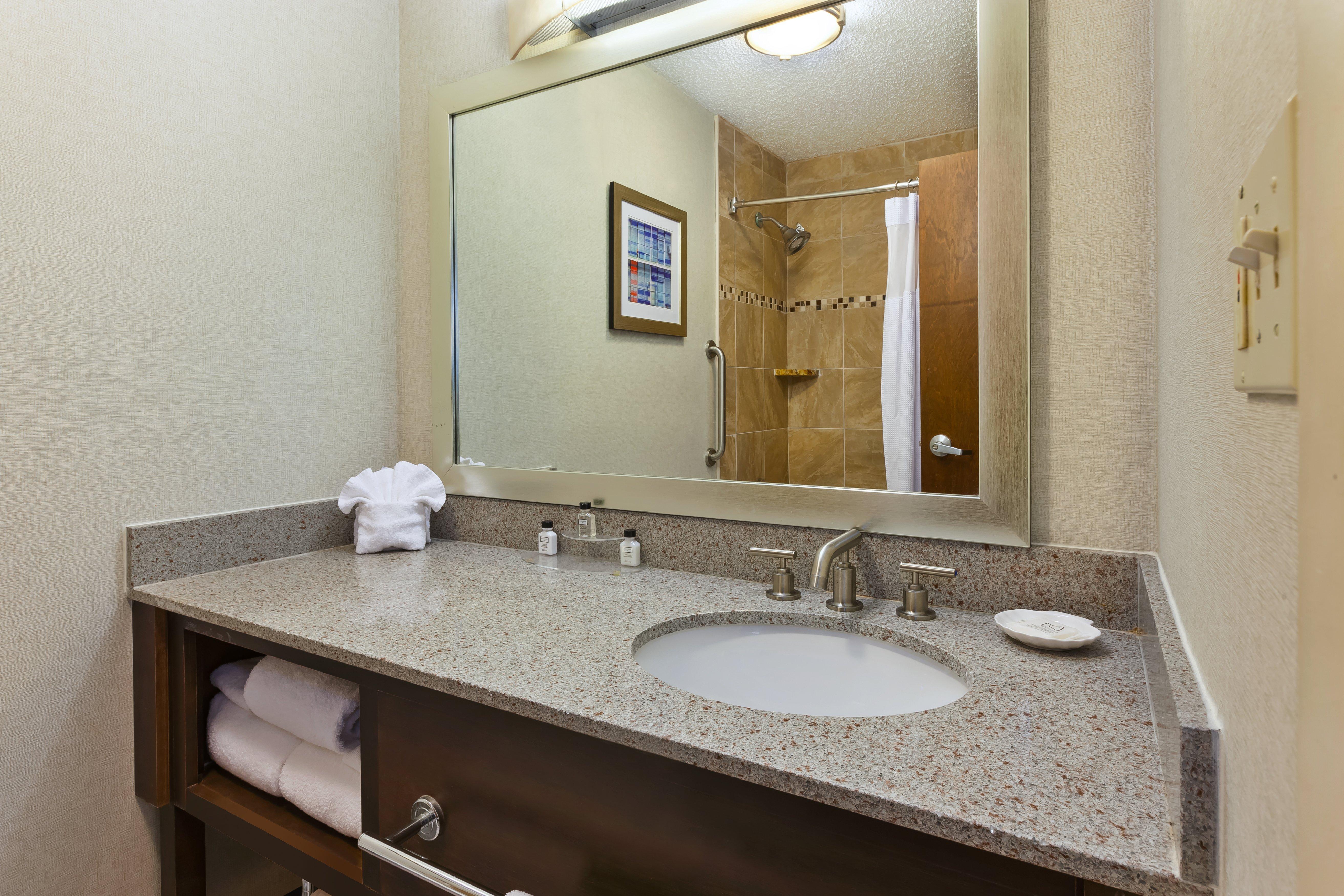 Crowne Plaza Columbus North - Worthington By Ihg Hotel Bagian luar foto