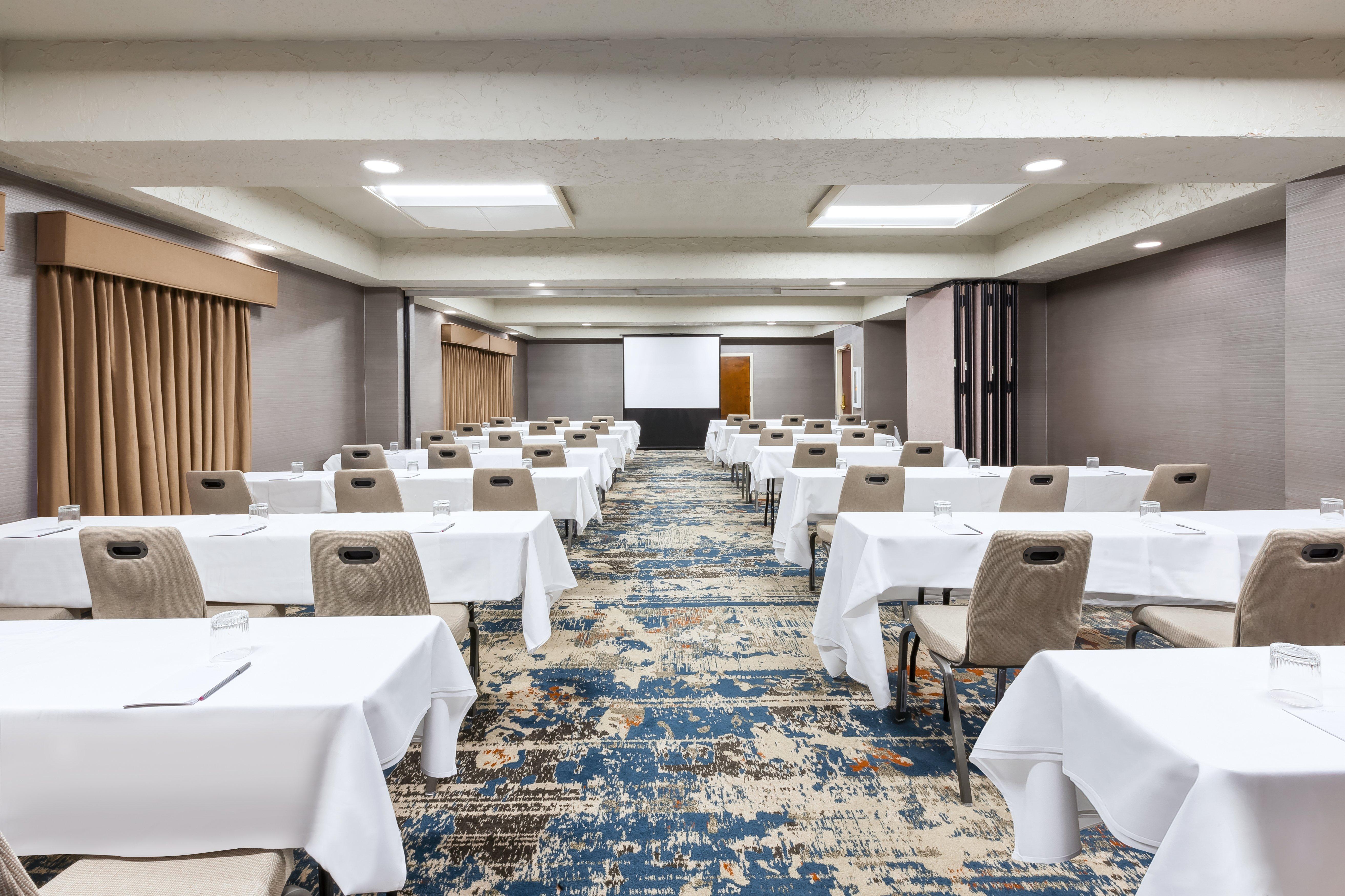 Crowne Plaza Columbus North - Worthington By Ihg Hotel Bagian luar foto
