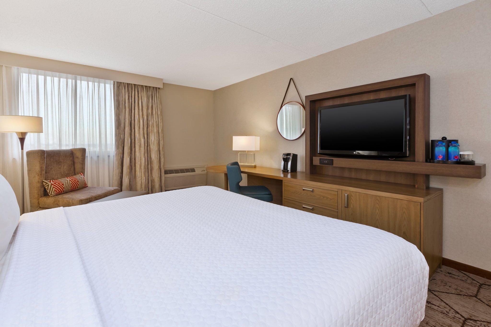 Crowne Plaza Columbus North - Worthington By Ihg Hotel Bagian luar foto