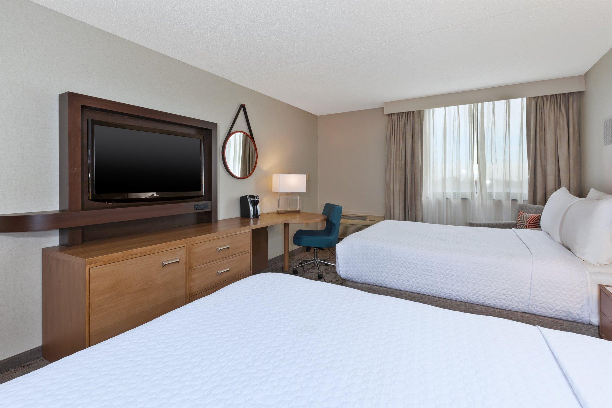 Crowne Plaza Columbus North - Worthington By Ihg Hotel Bagian luar foto