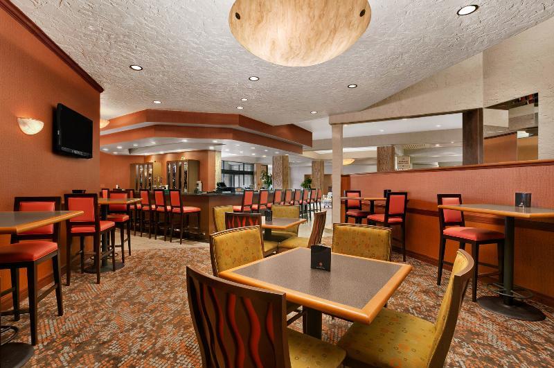 Crowne Plaza Columbus North - Worthington By Ihg Hotel Bagian luar foto