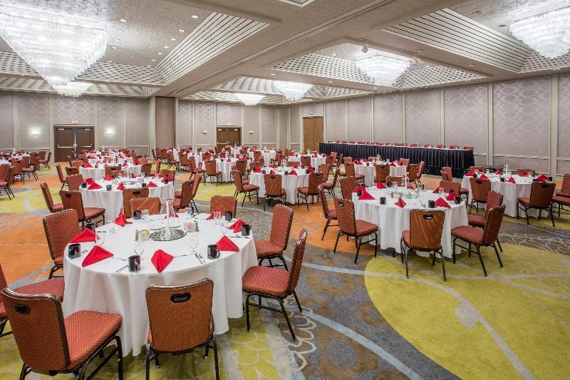 Crowne Plaza Columbus North - Worthington By Ihg Hotel Bagian luar foto