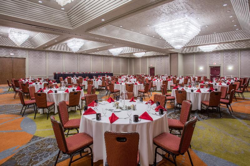 Crowne Plaza Columbus North - Worthington By Ihg Hotel Bagian luar foto