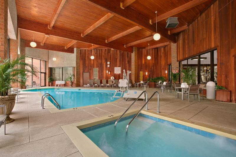 Crowne Plaza Columbus North - Worthington By Ihg Hotel Bagian luar foto